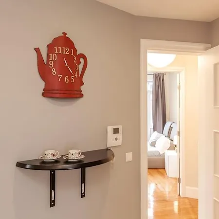 Large And Charming Apt Downtown 3bedrooms Apartman *