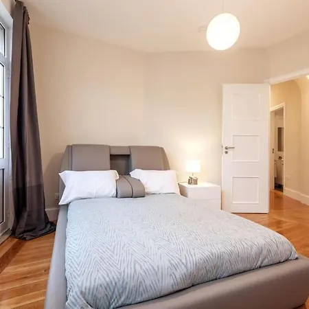 Large And Charming Apt Downtown 3bedrooms Apartman Porto