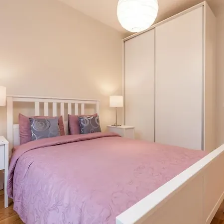 Apartamento Large And Charming Apt Downtown 3bedrooms