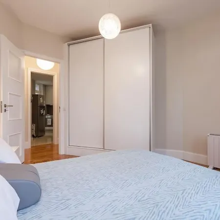 Large And Charming Apt Downtown 3bedrooms Apartamento